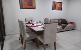 Flats Manoel Tavares